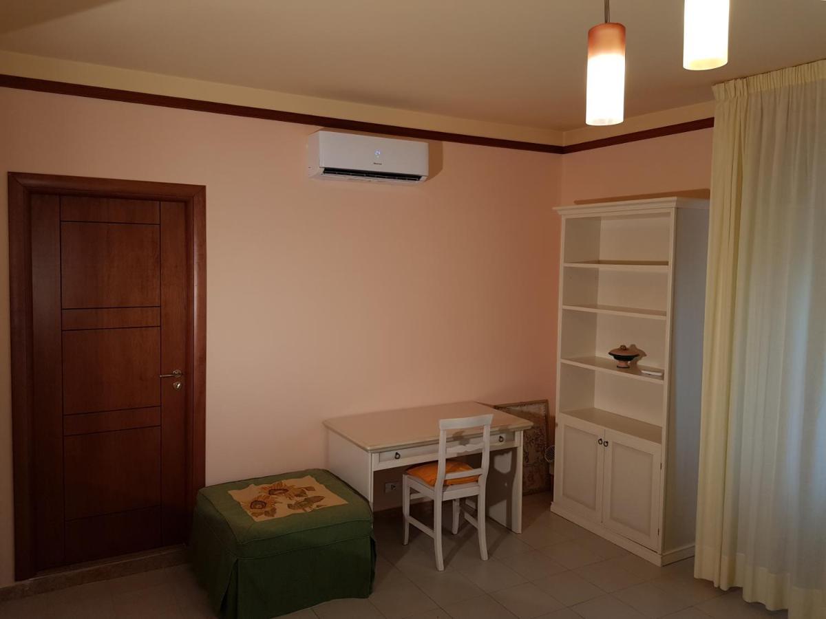 Stylish Apt Terina - Le Lincelle, Lamezia - Bright, Spacious, Elegant And With Terrace Sant'Eufemia Lamezia Exterior photo
